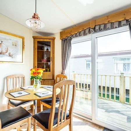 Caravan Beach Holiday Hotel Saint Osyth Zewnętrze zdjęcie