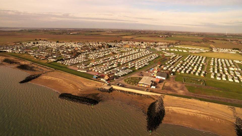 Caravan Beach Holiday Hotel Saint Osyth Zewnętrze zdjęcie
