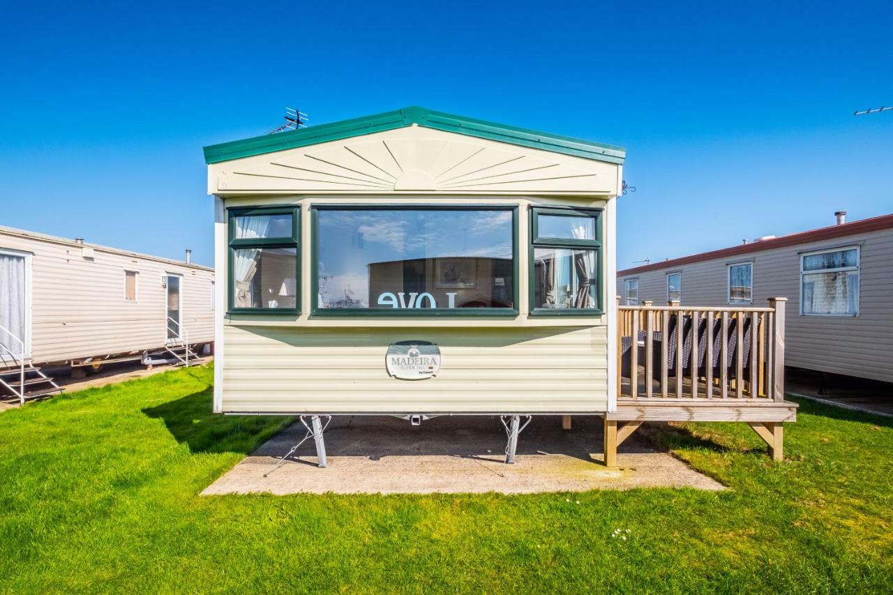 Caravan Beach Holiday Hotel Saint Osyth Zewnętrze zdjęcie