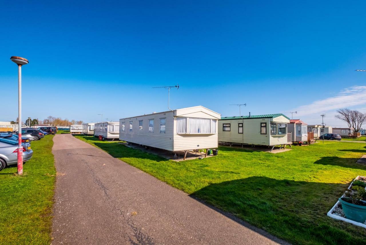Caravan Beach Holiday Hotel Saint Osyth Zewnętrze zdjęcie