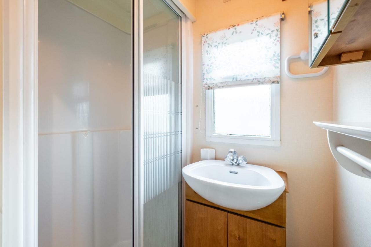 Caravan Beach Holiday Hotel Saint Osyth Zewnętrze zdjęcie